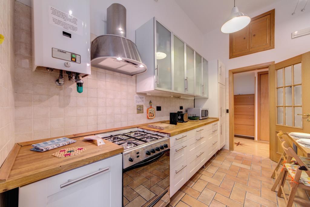 Apartment Diamond Rom